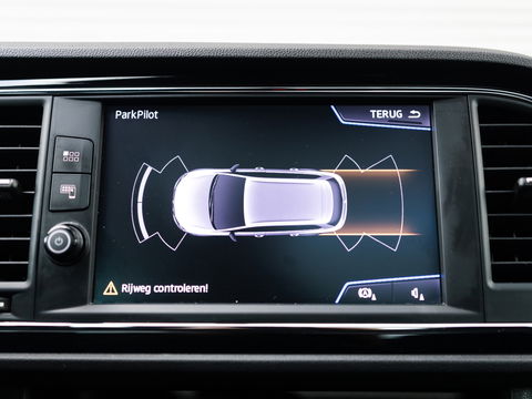 SEAT Leon ST 2.0 TSI CUPRA 300 4DRIVE PANO BEATS VIRTUAL DCC