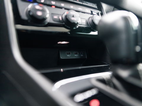 SEAT Leon ST 2.0 TSI CUPRA 300 4DRIVE PANO BEATS VIRTUAL DCC