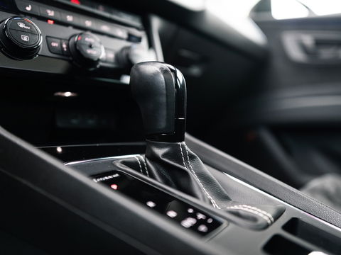 SEAT Leon ST 2.0 TSI CUPRA 300 4DRIVE PANO BEATS VIRTUAL DCC