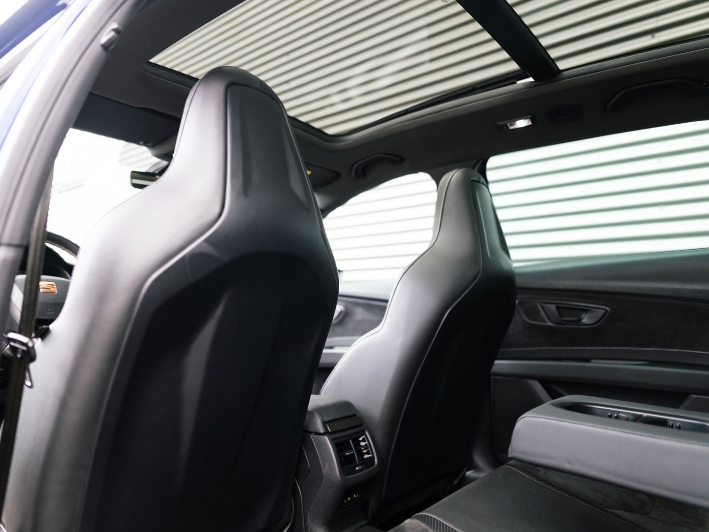 SEAT Leon ST 2.0 TSI CUPRA 300 4DRIVE PANO BEATS VIRTUAL DCC