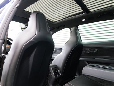 SEAT Leon ST 2.0 TSI CUPRA 300 4DRIVE PANO BEATS VIRTUAL DCC