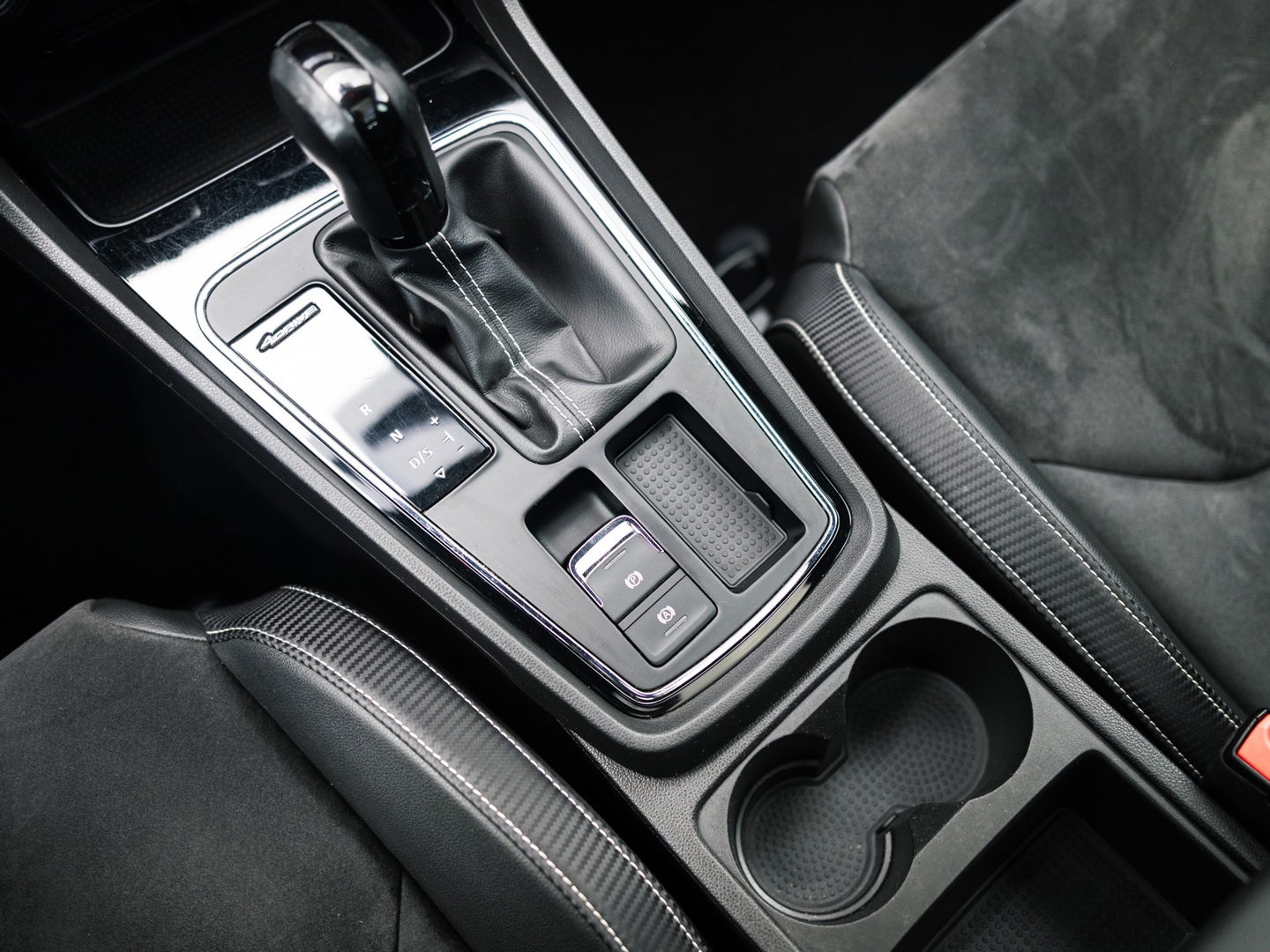 SEAT Leon ST 2.0 TSI CUPRA 300 4DRIVE PANO BEATS VIRTUAL DCC