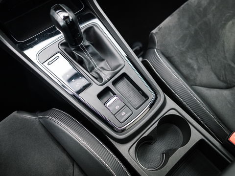 SEAT Leon ST 2.0 TSI CUPRA 300 4DRIVE PANO BEATS VIRTUAL DCC