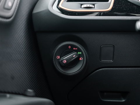 SEAT Leon ST 2.0 TSI CUPRA R 4DRIVE CARBON PANO BREMBO BEATS