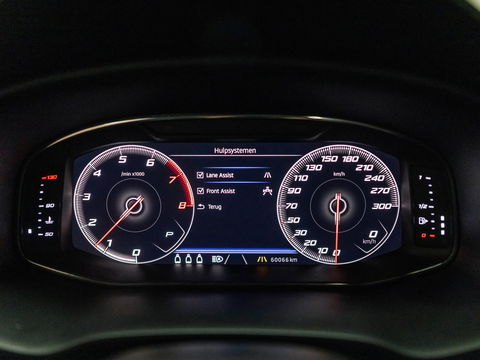 SEAT Leon ST 2.0 TSI CUPRA R 4DRIVE CARBON PANO BREMBO BEATS