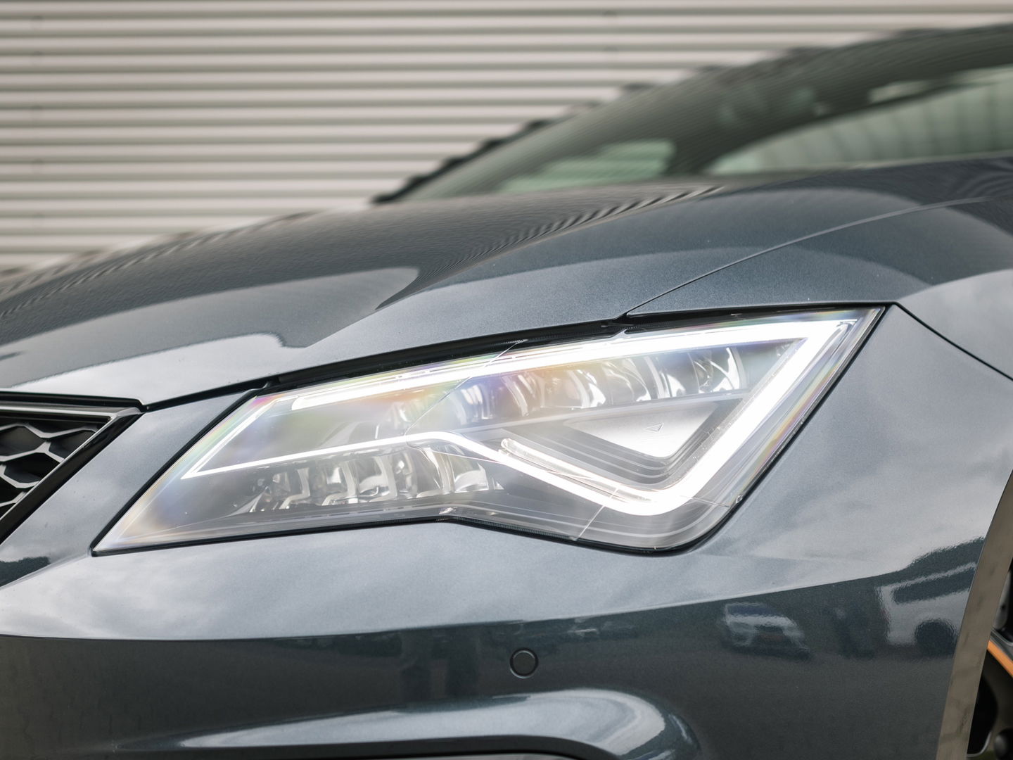 SEAT Leon ST 2.0 TSI CUPRA R 4DRIVE CARBON PANO BREMBO BEATS