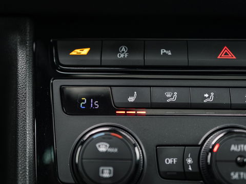 SEAT Leon ST 2.0 TSI CUPRA R 4DRIVE CARBON PANO BREMBO BEATS