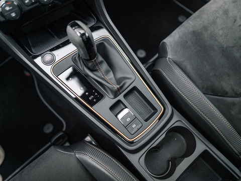 SEAT Leon ST 2.0 TSI CUPRA R 4DRIVE CARBON PANO BREMBO BEATS