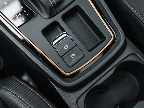 SEAT Leon ST 2.0 TSI CUPRA R 4DRIVE CARBON PANO BREMBO BEATS