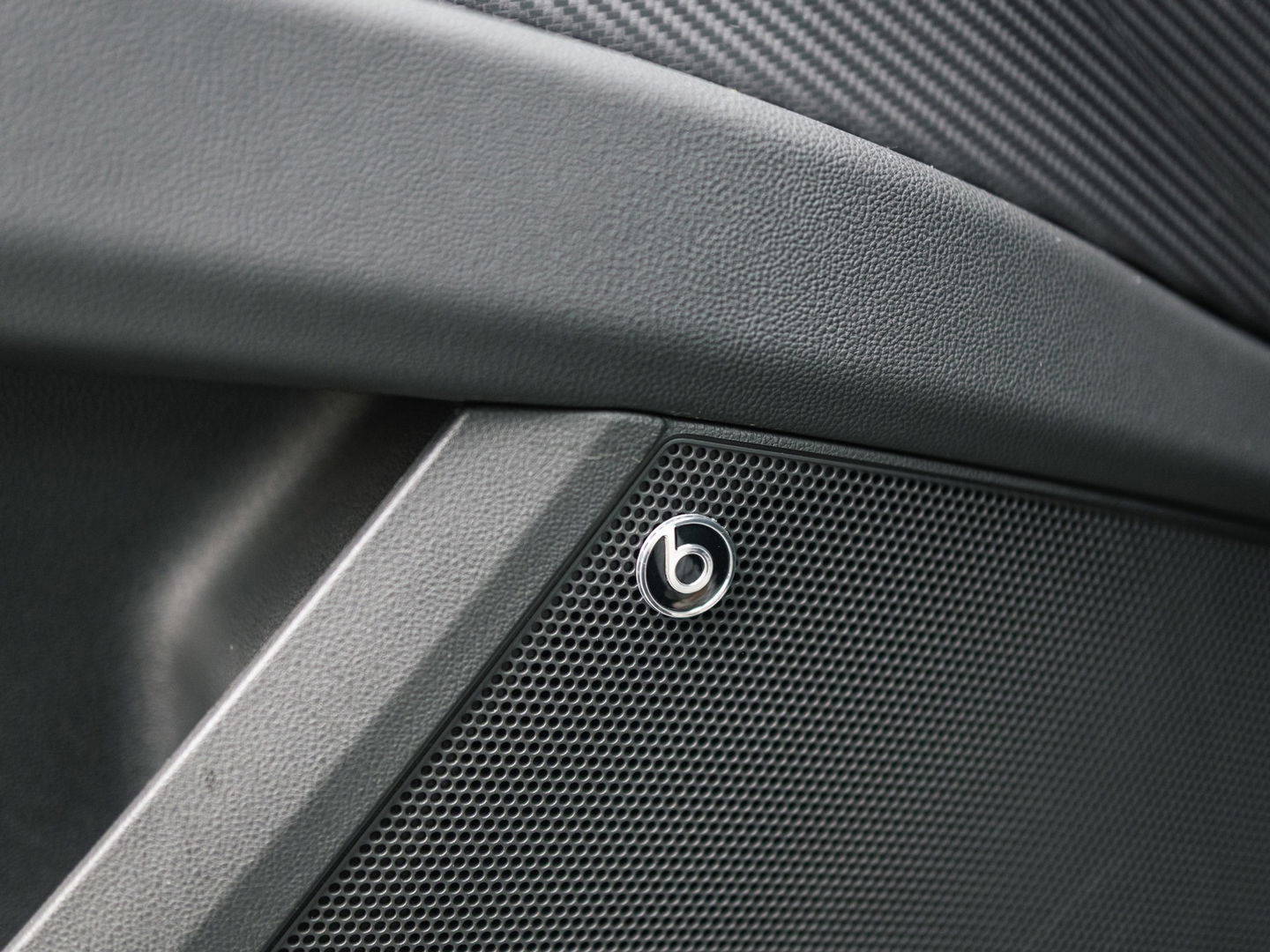 SEAT Leon ST 2.0 TSI CUPRA R 4DRIVE CARBON PANO BREMBO BEATS