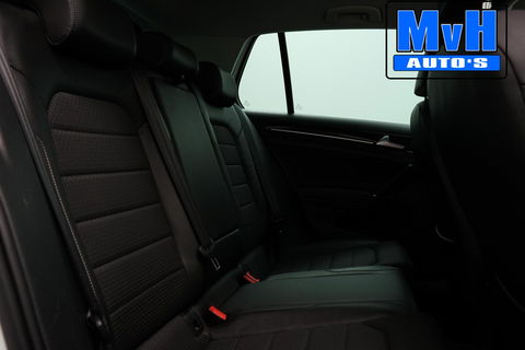 Volkswagen Golf 1.2 TSI Business Edition R-Line|CAMERA|TREKH