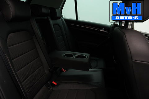 Volkswagen Golf 1.2 TSI Business Edition R-Line|CAMERA|TREKH