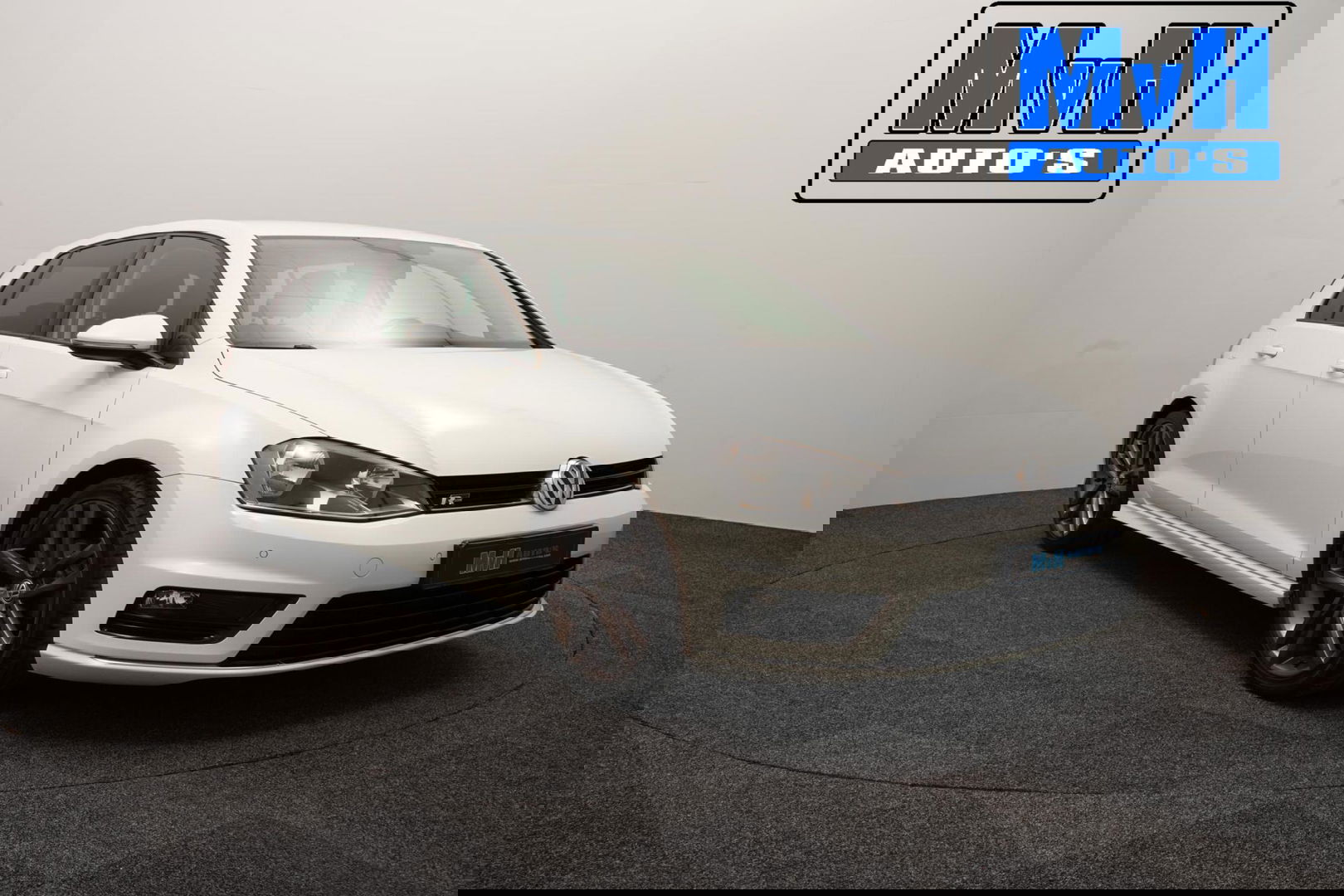 Volkswagen Golf 1.2 TSI Business Edition R-Line|CAMERA|TREKH