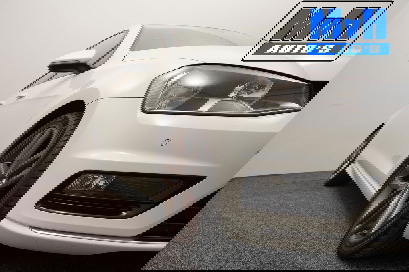 Volkswagen Golf 1.2 TSI Business Edition R-Line|CAMERA|TREKH