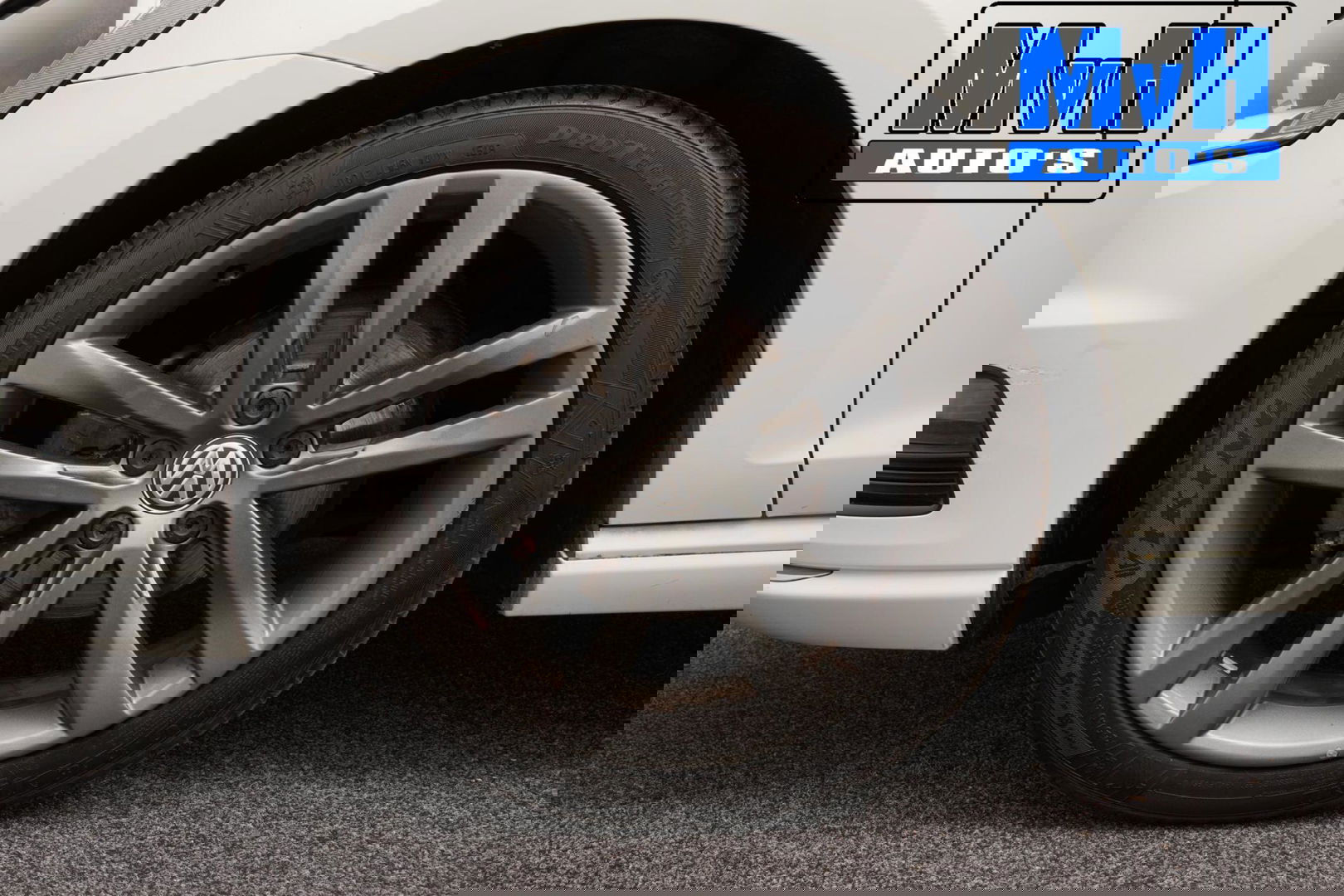 Volkswagen Golf 1.2 TSI Business Edition R-Line|CAMERA|TREKH