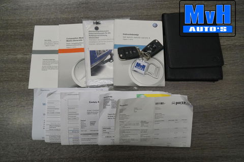 Volkswagen Golf 1.2 TSI Business Edition R-Line|CAMERA|TREKH