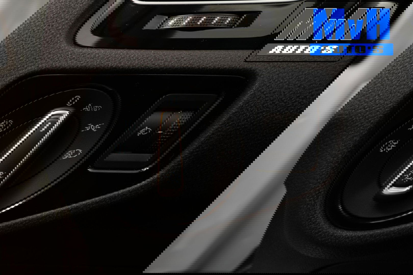 Volkswagen Golf 1.2 TSI Business Edition R-Line|CAMERA|TREKH