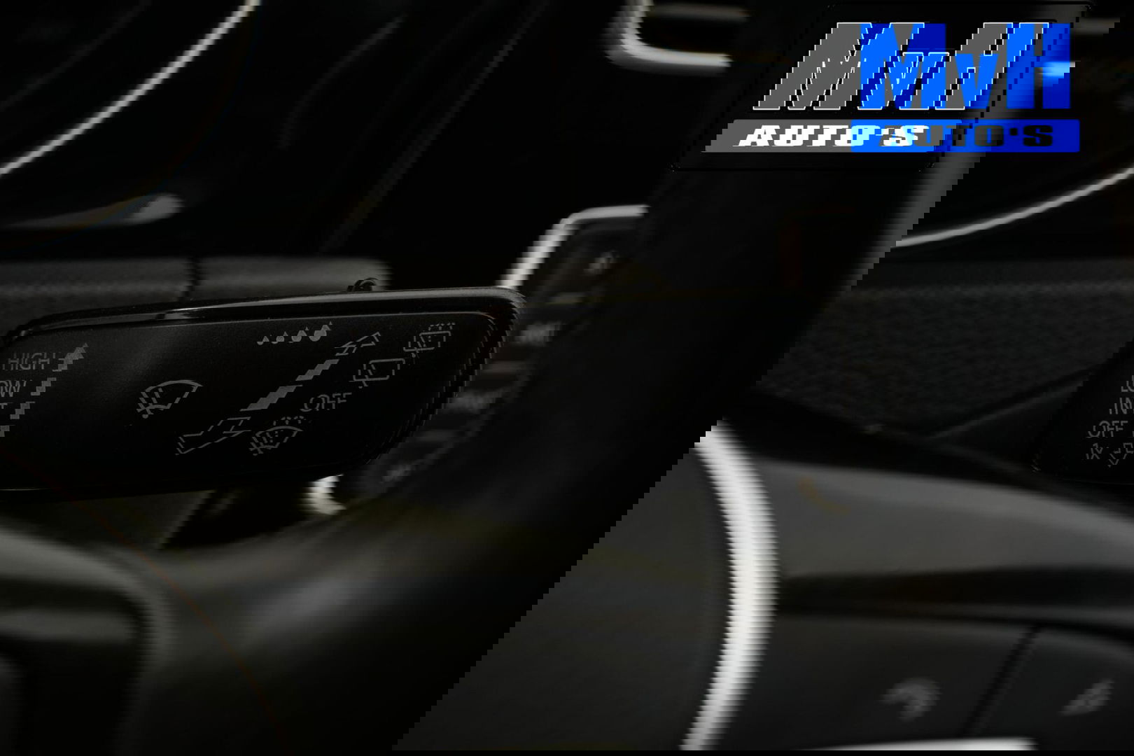 Volkswagen Golf 1.2 TSI Business Edition R-Line|CAMERA|TREKH