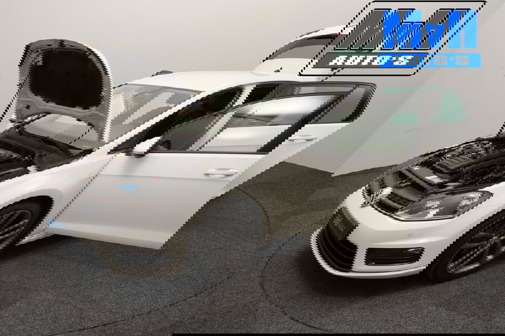 Volkswagen Golf 1.2 TSI Business Edition R-Line|CAMERA|TREKH