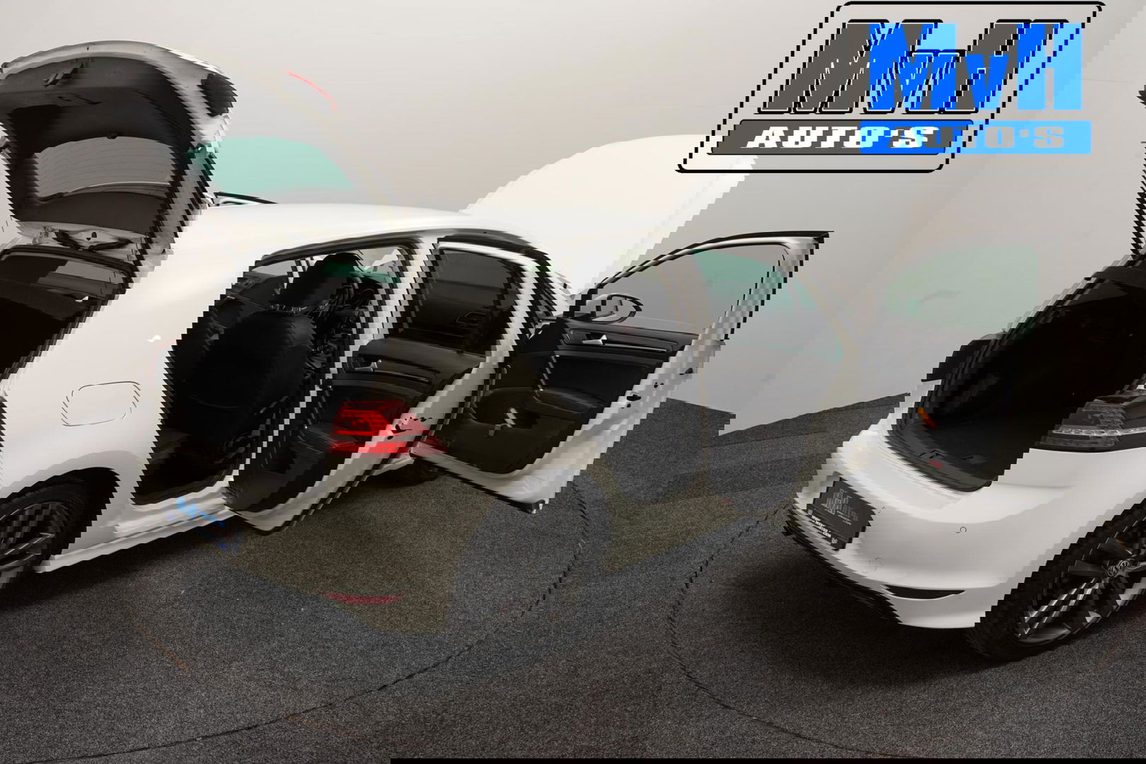 Volkswagen Golf 1.2 TSI Business Edition R-Line|CAMERA|TREKH