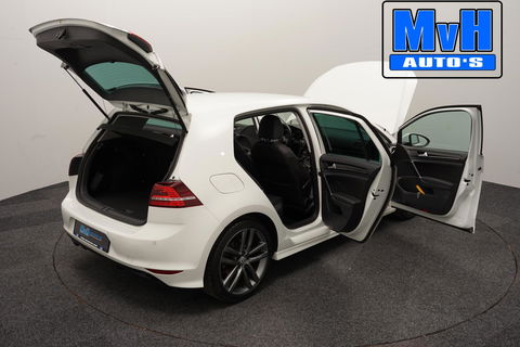 Volkswagen Golf 1.2 TSI Business Edition R-Line|CAMERA|TREKH