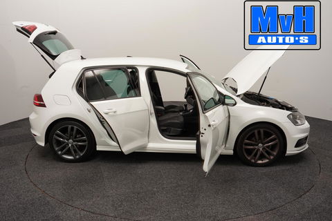 Volkswagen Golf 1.2 TSI Business Edition R-Line|CAMERA|TREKH