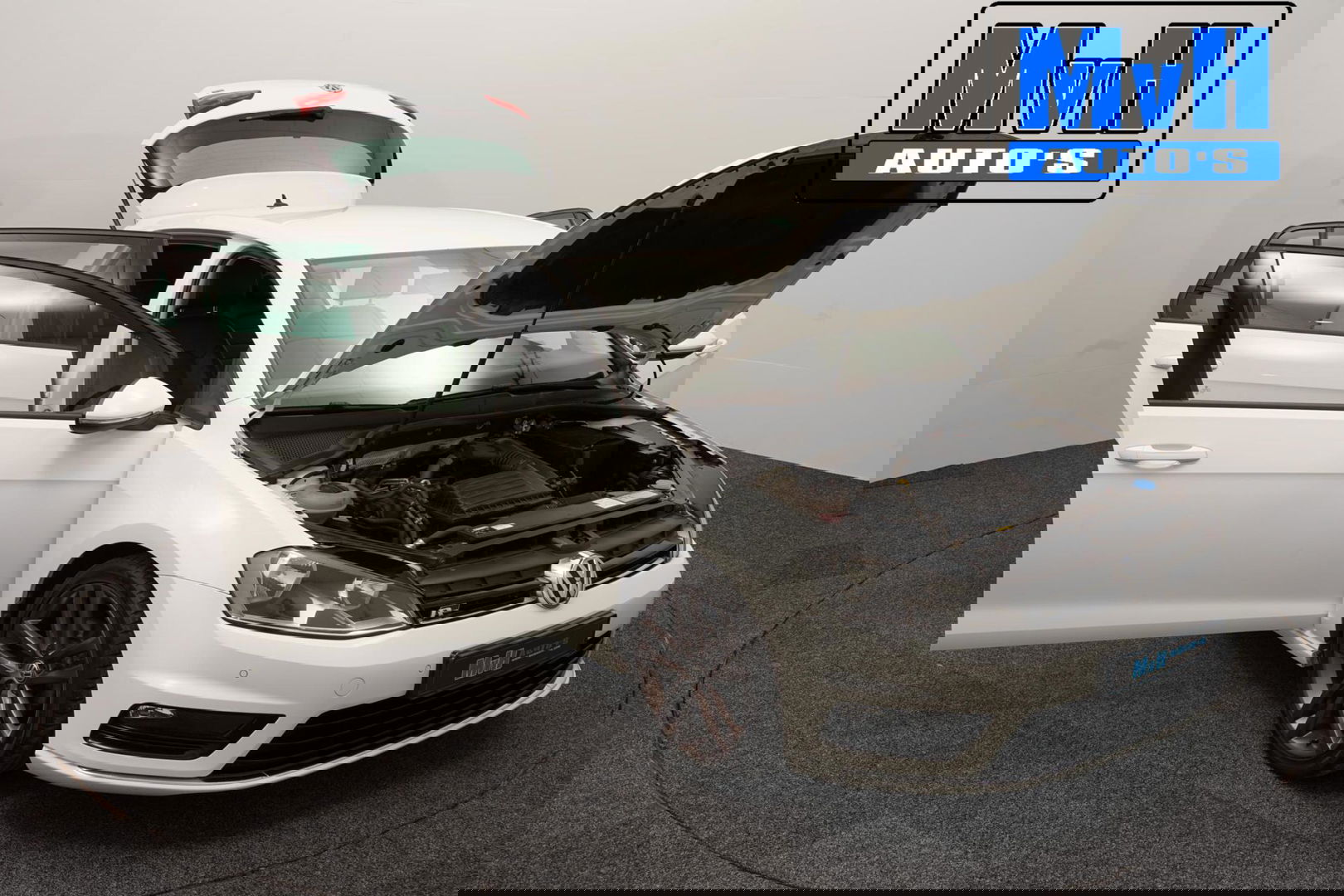 Volkswagen Golf 1.2 TSI Business Edition R-Line|CAMERA|TREKH