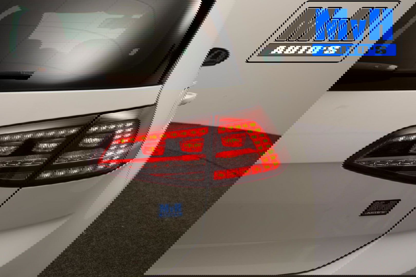 Volkswagen Golf 1.2 TSI Business Edition R-Line|CAMERA|TREKH