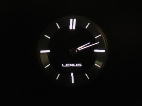 Lexus UX 250h F Sport Line | Schuifdak | Stoelverwarming | Alcantara | Adaptive cruise | Keyless | Full LED | Elektrische stoelen | Climate control | Bluetooth | Sportstoelen