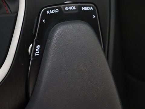 Lexus UX 250h F Sport Line | Schuifdak | Stoelverwarming | Alcantara | Adaptive cruise | Keyless | Full LED | Elektrische stoelen | Climate control | Bluetooth | Sportstoelen