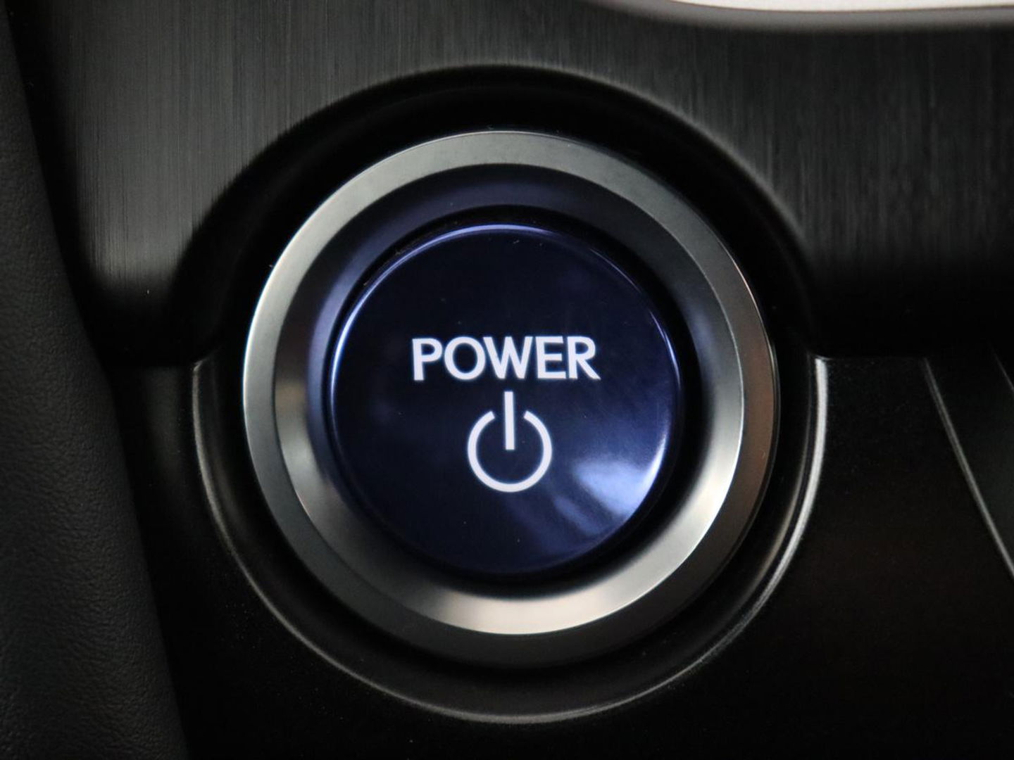 Lexus UX 250h F Sport Line | Schuifdak | Stoelverwarming | Alcantara | Adaptive cruise | Keyless | Full LED | Elektrische stoelen | Climate control | Bluetooth | Sportstoelen