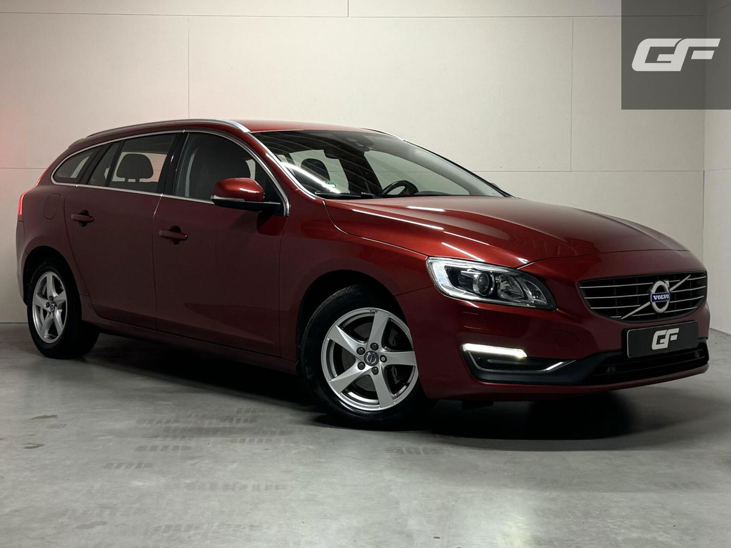 Volvo V60 2.0 T4 Summum Navi Leer Camera Memory Trekh.