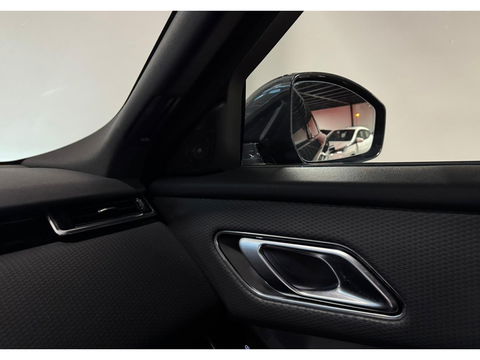 Land Rover Range Rover Velar 2.0 P250 Turbo AWD R-Dynamic HSE PANO KEYLESS CAM