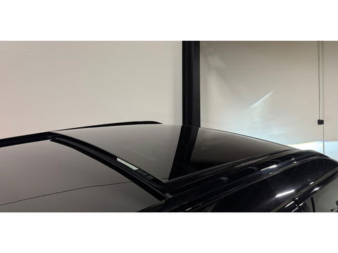 Land Rover Range Rover Velar 2.0 P250 Turbo AWD R-Dynamic HSE PANO KEYLESS CAM