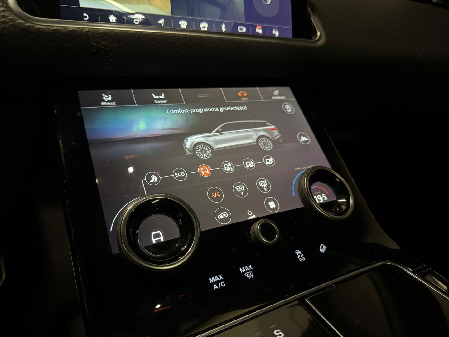 Land Rover Range Rover Velar 2.0 P250 Turbo AWD R-Dynamic HSE PANO KEYLESS CAM