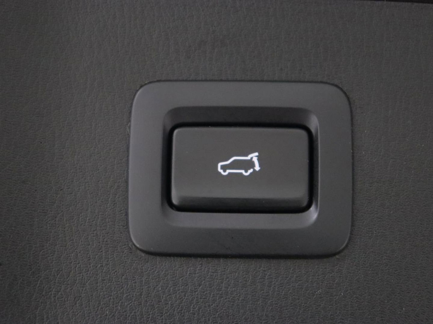 Mazda CX-5 2.0 SkyActiv-G 165 Sportive | Leder/Alcantara | Trekhaak | Head-Up | Adaptive cruise | 360 Camera | Stoel & stuurverwarming | Navigatie | Full LED | Keyless | Carplay | 19'' lichtmetalen velgen