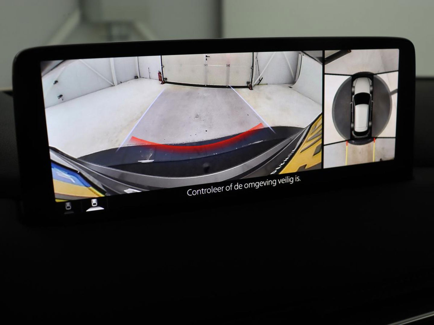 Mazda CX-5 2.0 SkyActiv-G 165 Sportive | Leder/Alcantara | Trekhaak | Head-Up | Adaptive cruise | 360 Camera | Stoel & stuurverwarming | Navigatie | Full LED | Keyless | Carplay | 19'' lichtmetalen velgen