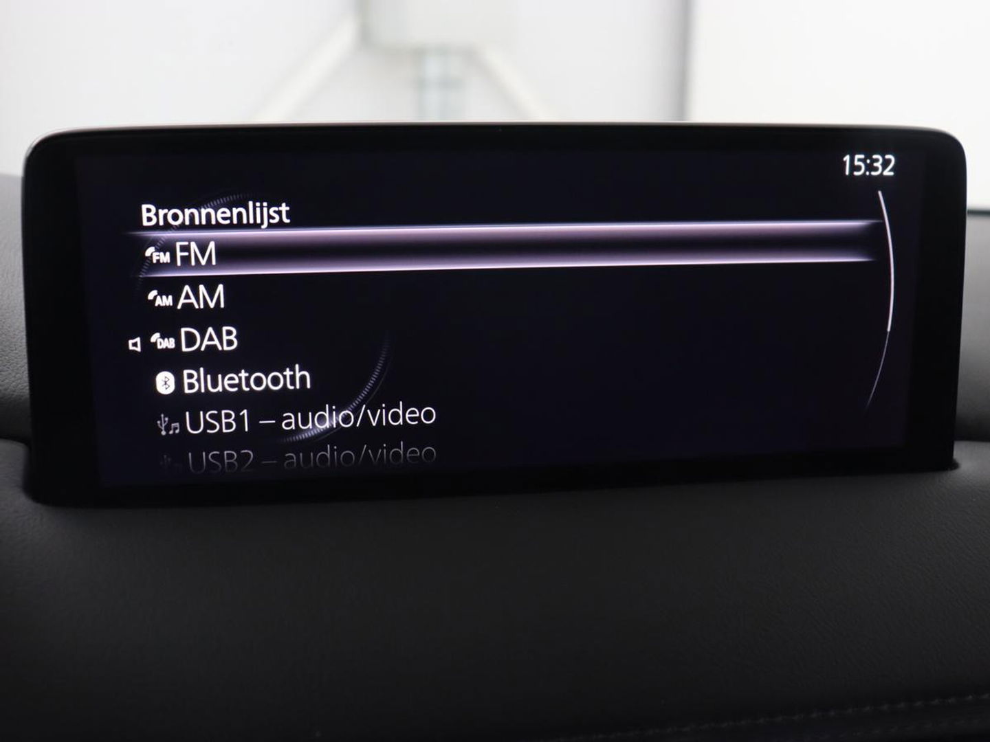 Mazda CX-5 2.0 SkyActiv-G 165 Sportive | Leder/Alcantara | Trekhaak | Head-Up | Adaptive cruise | 360 Camera | Stoel & stuurverwarming | Navigatie | Full LED | Keyless | Carplay | 19'' lichtmetalen velgen