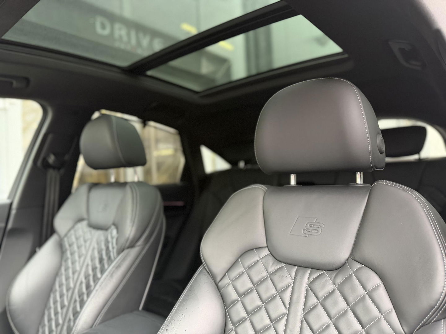 Audi Q5 Sportback 50 TFSI e S edition Competition |Black Optic|Pano|B&O|Luchtvering|Leer|Massage|21"