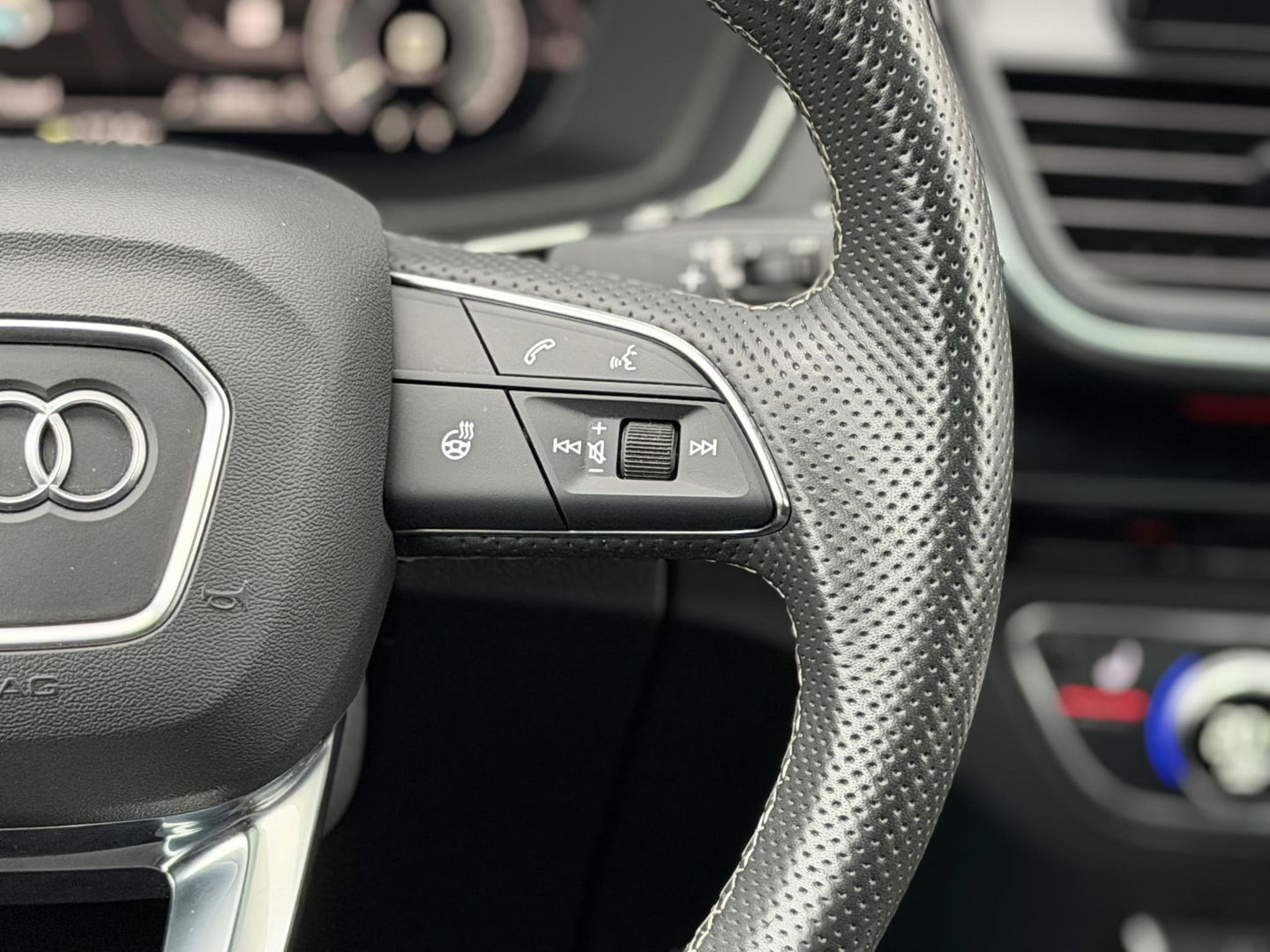 Audi Q5 Sportback 50 TFSI e S edition Competition |Black Optic|Pano|B&O|Luchtvering|Leer|Massage|21"