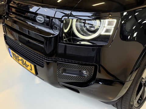 Land Rover Defender 3.0 D250 110 MHEV X-Dynamic SE Heritage Custom / grijs kenteken