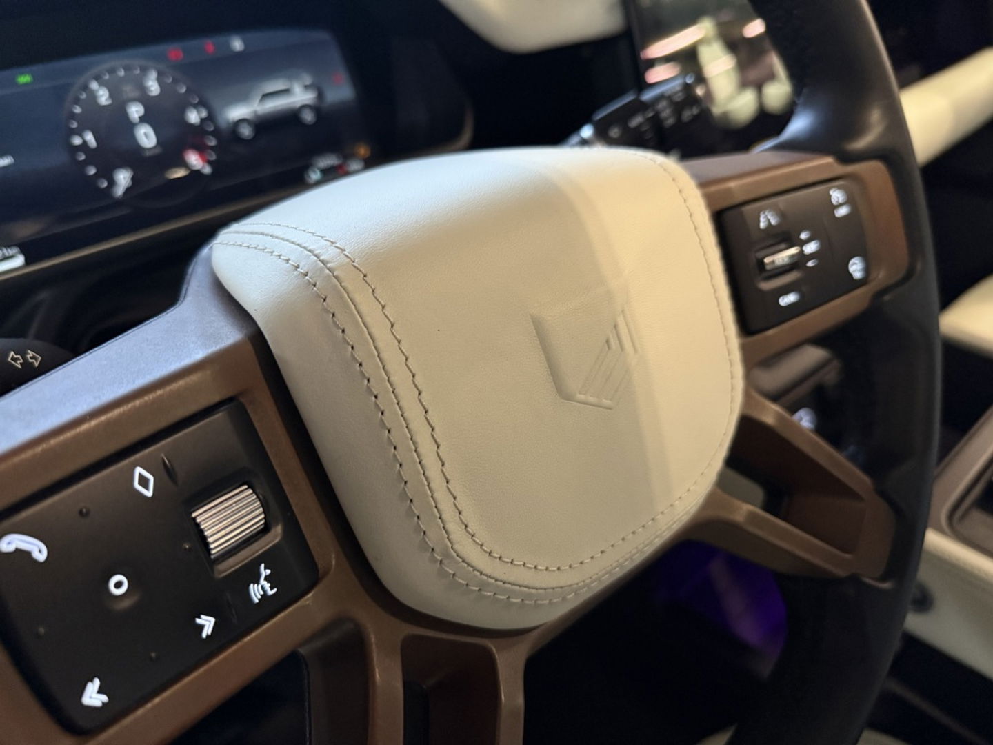 Land Rover Defender 3.0 D250 110 MHEV X-Dynamic SE Heritage Custom / grijs kenteken