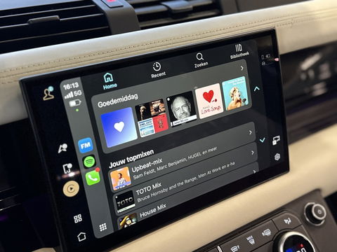 Land Rover Defender 3.0 D250 110 MHEV X-Dynamic SE Heritage Custom / grijs kenteken