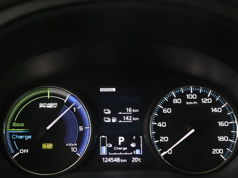 Mitsubishi Outlander 2.4 PHEV Pure+ | Trekhaak | Carplay | Leder/Alcantara | Camera | Keyless | Full LED | Climate control | Cruise control | Plug In