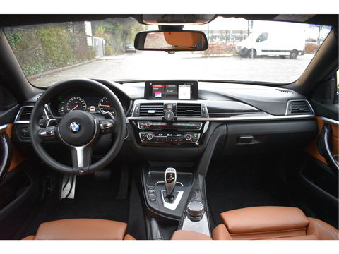 BMW 4 Serie Gran Coupé 420i M-Sport Individual High Executive Edition | NL-Auto | Frozen Bronce Metallic | Leder | Stoelverwarming | Carplay | DAB | Virtual cockpit | Sportstoelen | NAP