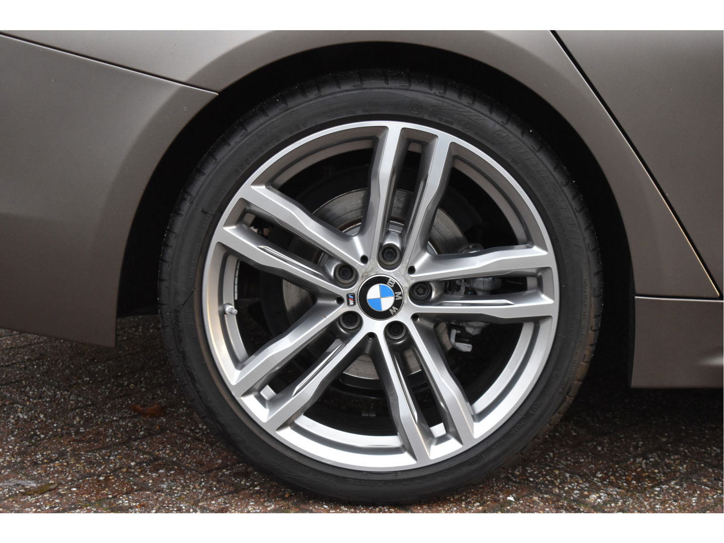 BMW 4 Serie Gran Coupé 420i M-Sport Individual High Executive Edition | NL-Auto | Frozen Bronce Metallic | Leder | Stoelverwarming | Carplay | DAB | Virtual cockpit | Sportstoelen | NAP