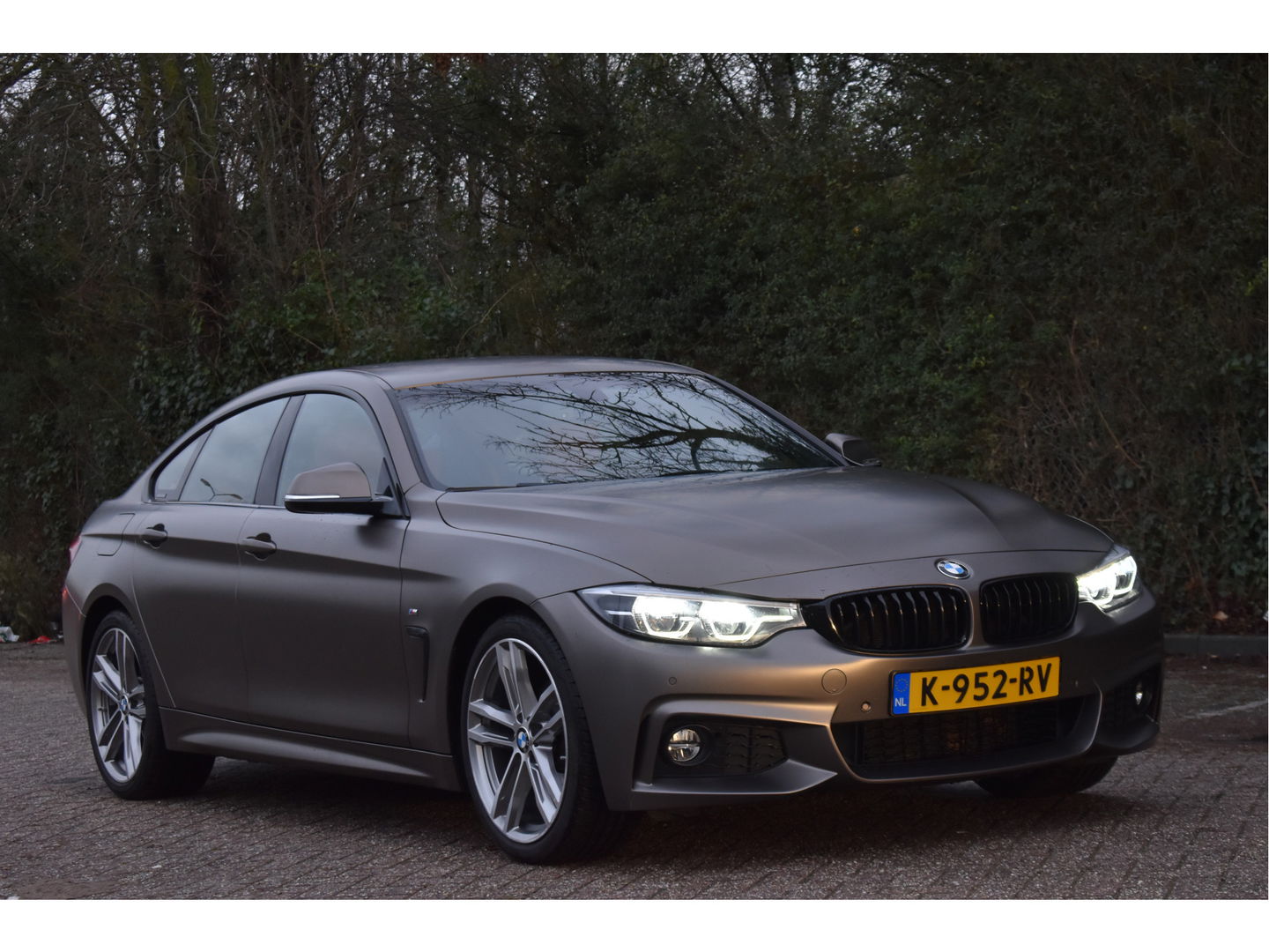 BMW 4 Serie Gran Coupé 420i M-Sport Individual High Executive Edition | NL-Auto | Frozen Bronce Metallic | Leder | Stoelverwarming | Carplay | DAB | Virtual cockpit | Sportstoelen | NAP