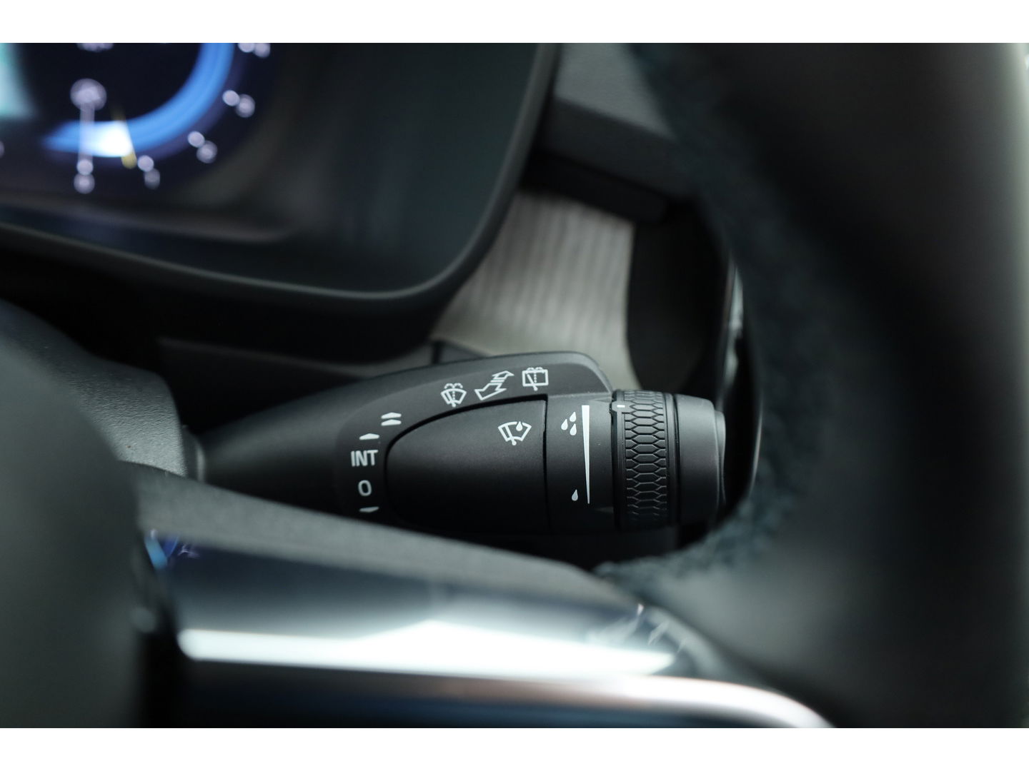 Volvo XC40 2.0 B3 Ultimate Dark | Pano-dak | 360 camera | Leer | Pixel LED | ACC | Blis