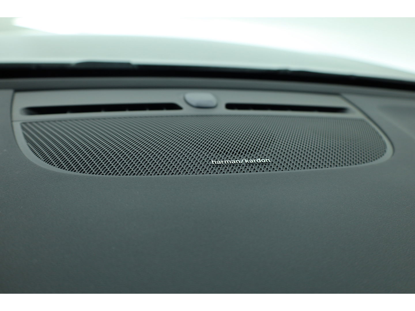 Volvo XC40 2.0 B3 Ultimate Dark | Pano-dak | 360 camera | Leer | Pixel LED | ACC | Blis