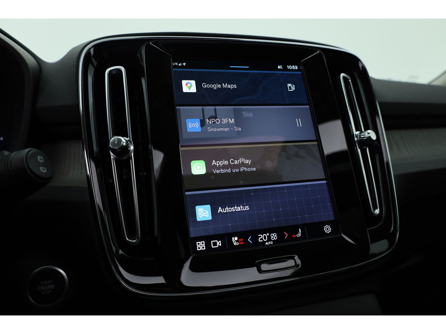 Volvo XC40 2.0 B3 Ultimate Dark | Pano-dak | 360 camera | Leer | Pixel LED | ACC | Blis